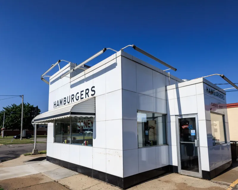 The Diner That Only Locals Knew About: How Chain Restaurants Quietly Ate America's Food Identity